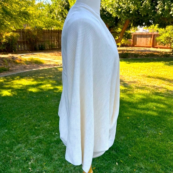 Lululemon Cashlu Knit Textured Wrap Size M/L - Picture 5 of 12